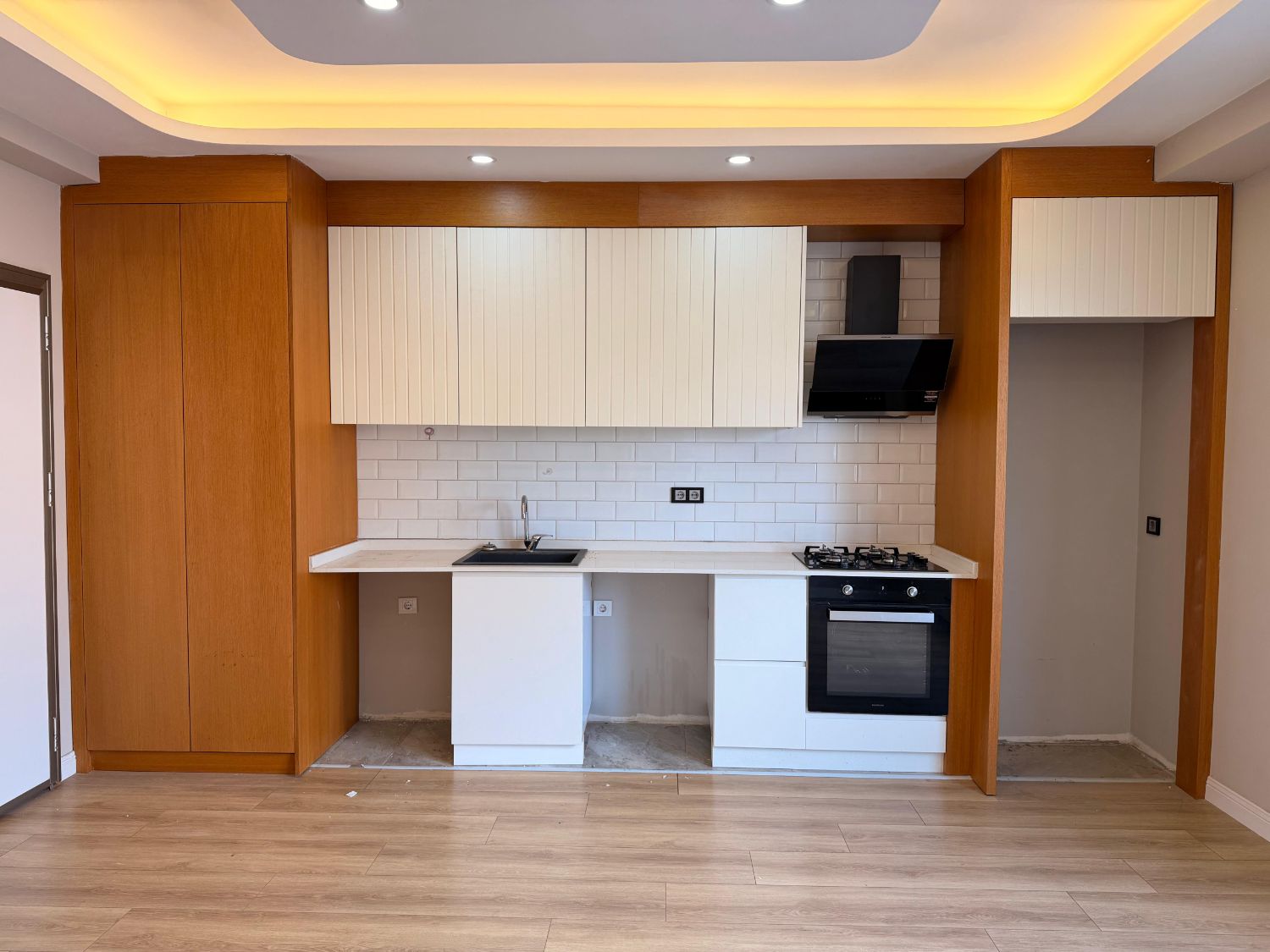 Zamur Towers Satılık 1+1 Daire | Lüks Site İçinde Yatırımlık Fırsat - Resim 8