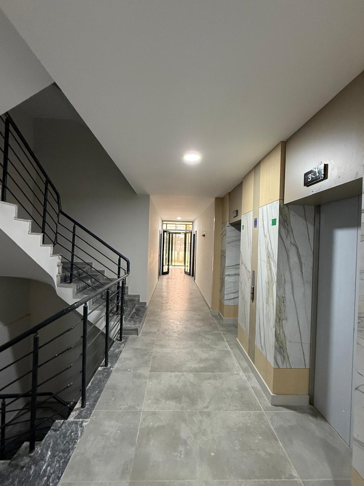 Triada Akdeniz’de Kiralık 1+1 Sıfır Daire | Havuzlu Site, Otoparklı, Güvenlikli - Resim 6