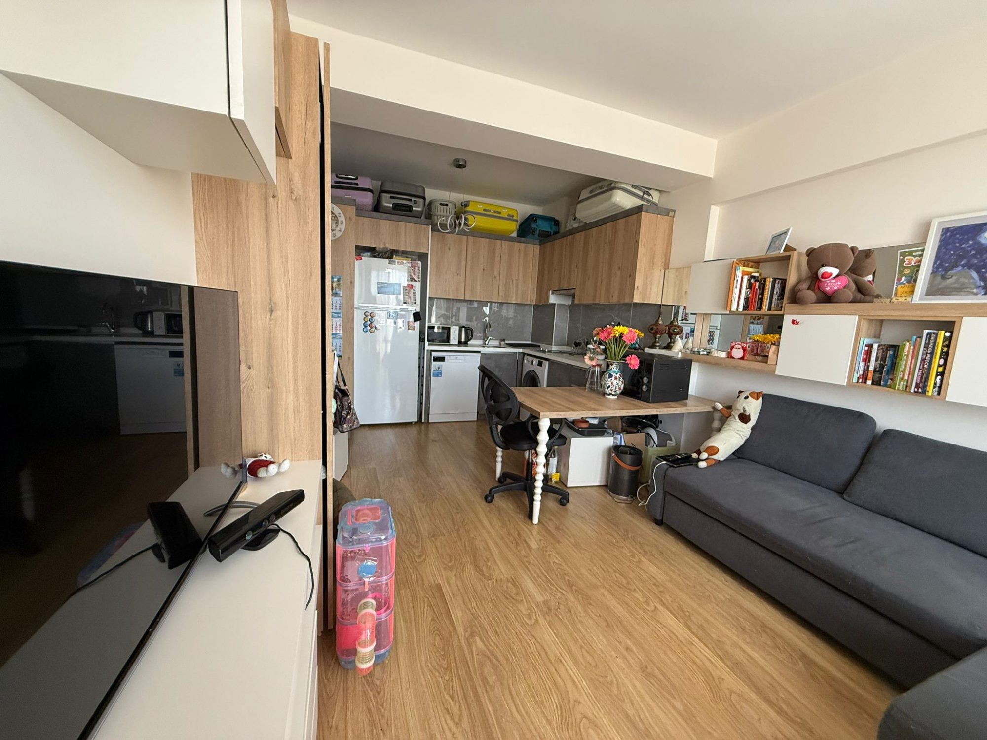 Kepez Güneş Mahallesı Ekpa 1207'de Full Eşyalı 1+1 Satılık Daire - Resim 4