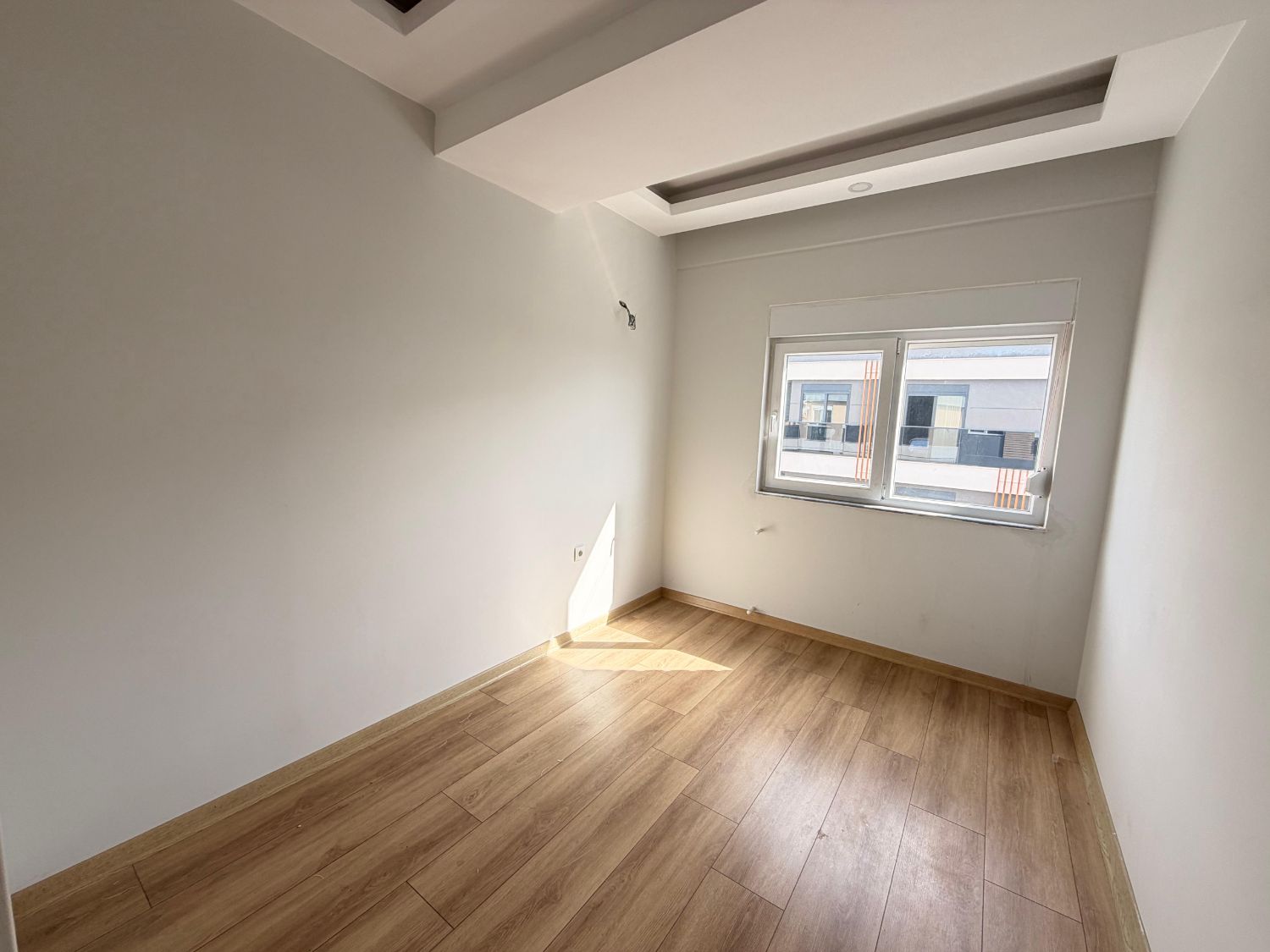 Mevlana Caddesi Üzeri 4+1 Dubleks Satılık – 200 m², Ofis & Daire Uygun - Resim 15
