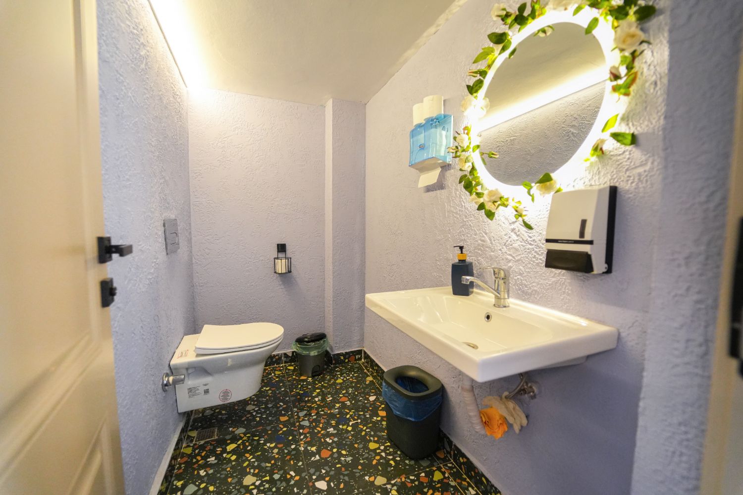 200 sqm Patisserie for Rent in Kepez Teomanpasa - Resim 20