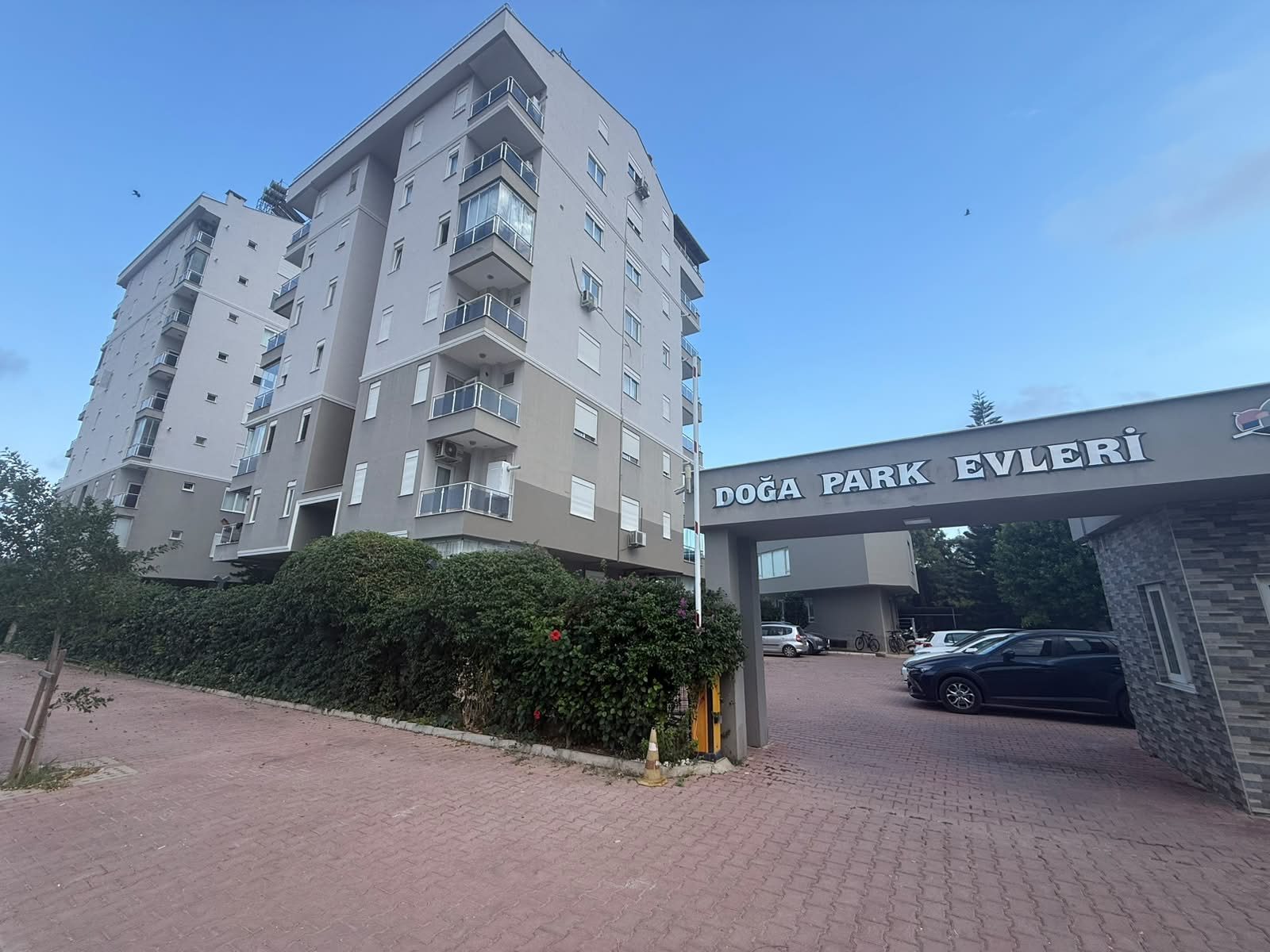 Konyaaltı Uncalı’da Doğapark Evleri’nde 3+1 140 m² Geniş ve Doğalgazlı Kiralık Daire