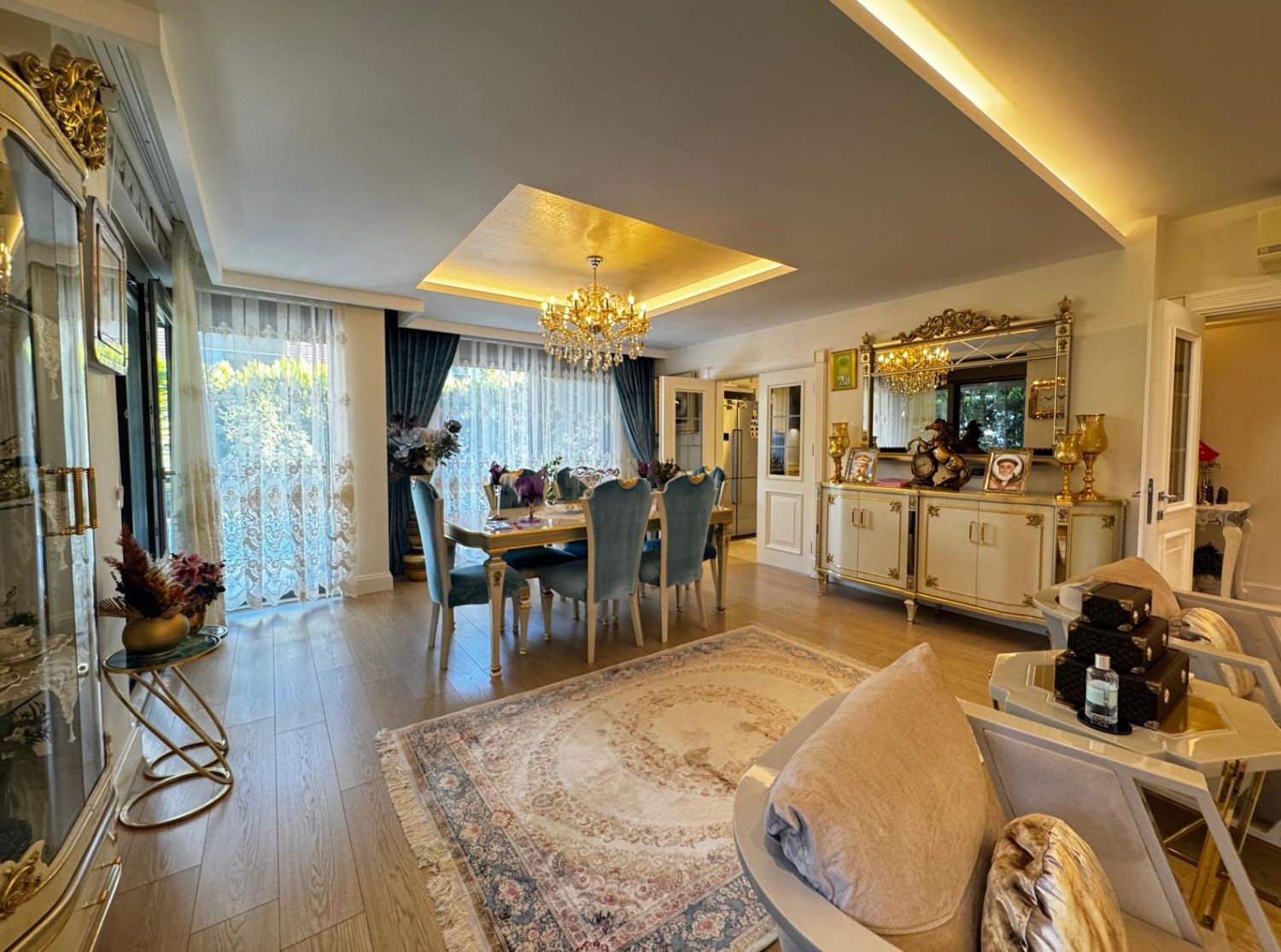 Molla Yusuf’ta Satılık Lüks Villa | 6+2 Özel Havuzlu - Resim 6