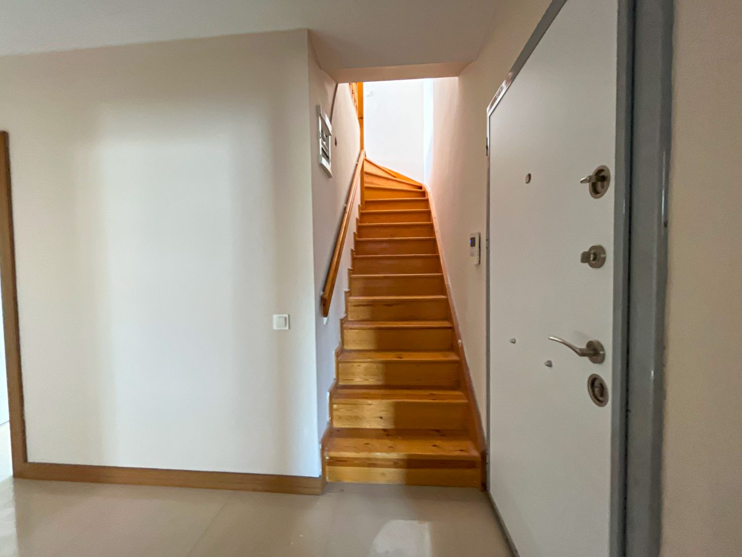 Furnished 4+2 Duplex in Kepez Şafak – With City View Terrace - Resim 10