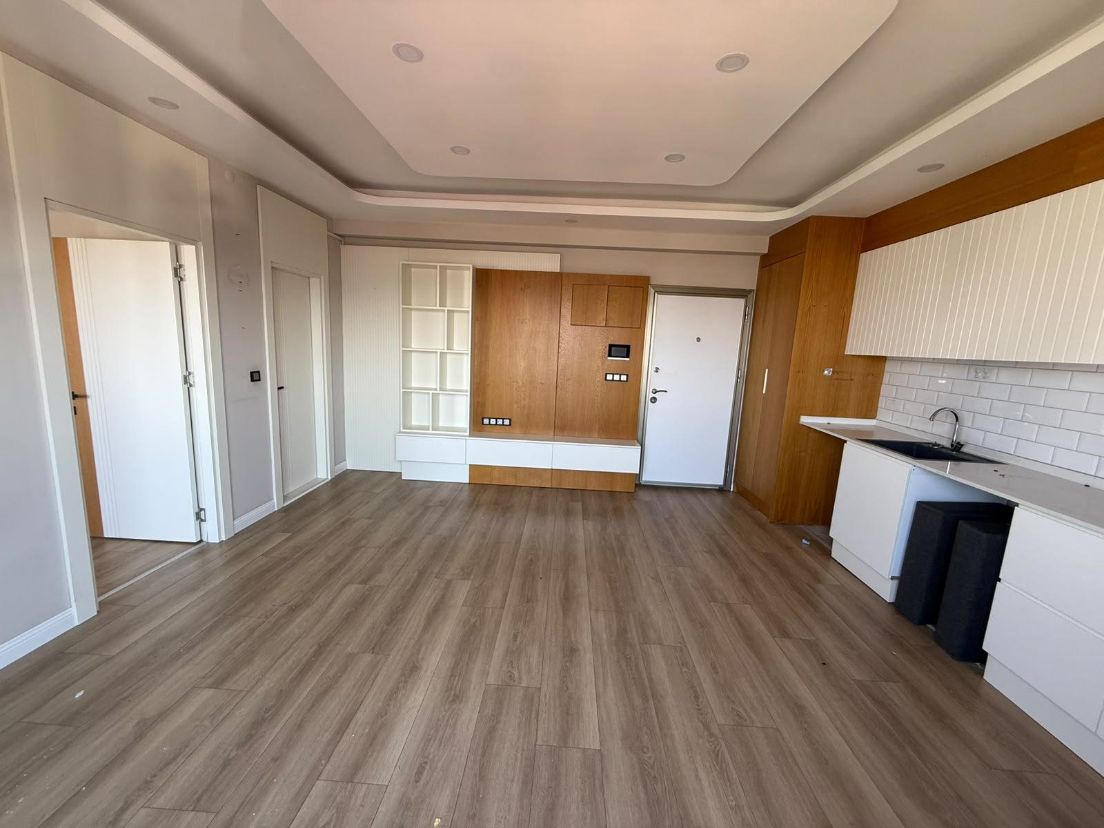 Kepez Gazi Mahallesi Zamur Towers’da Satılık 1+1 Daire | Eşsiz Manzara - Resim 7