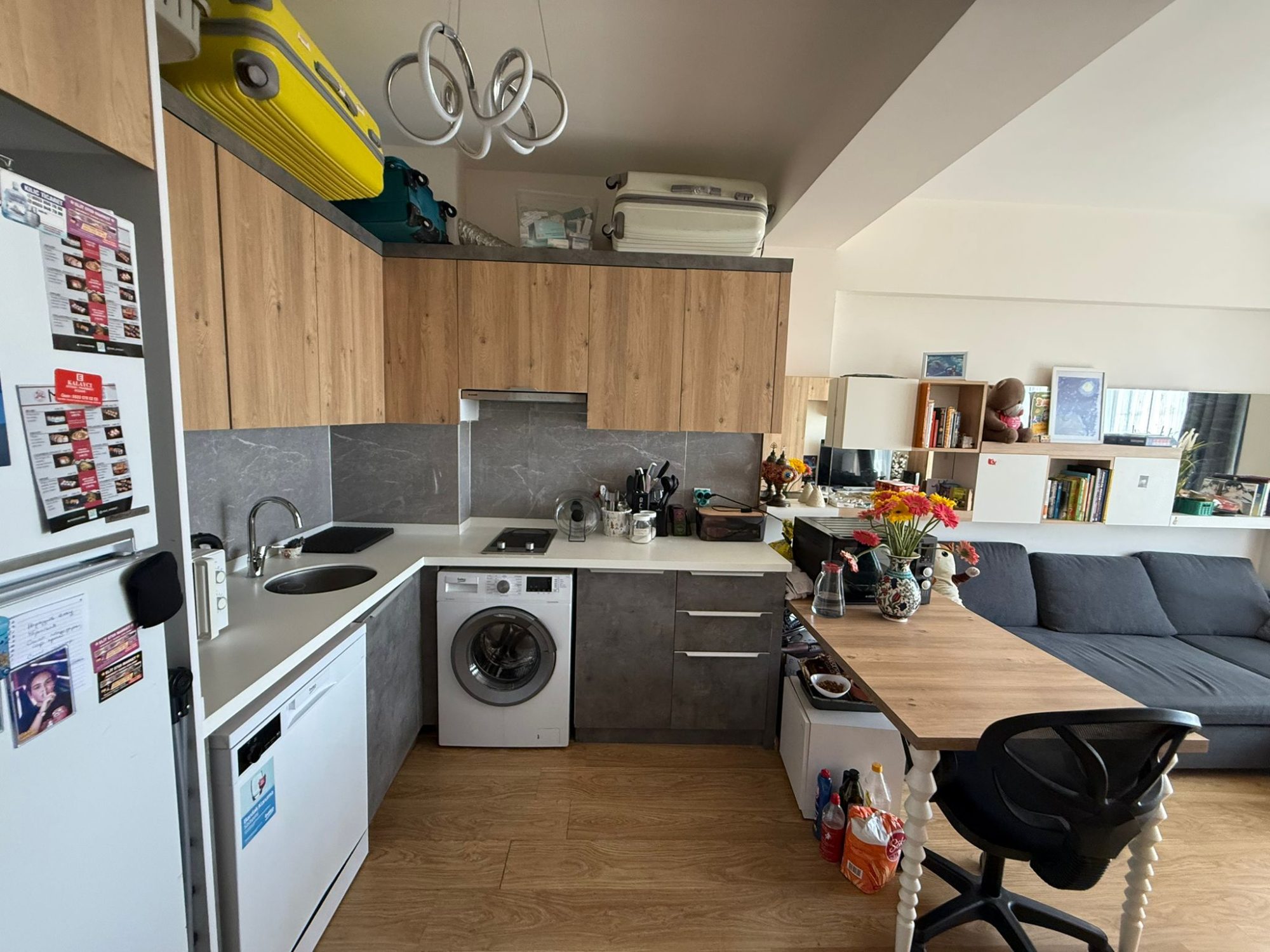 Kepez Güneş Mahallesı Ekpa 1207'de Full Eşyalı 1+1 Satılık Daire - Resim 2
