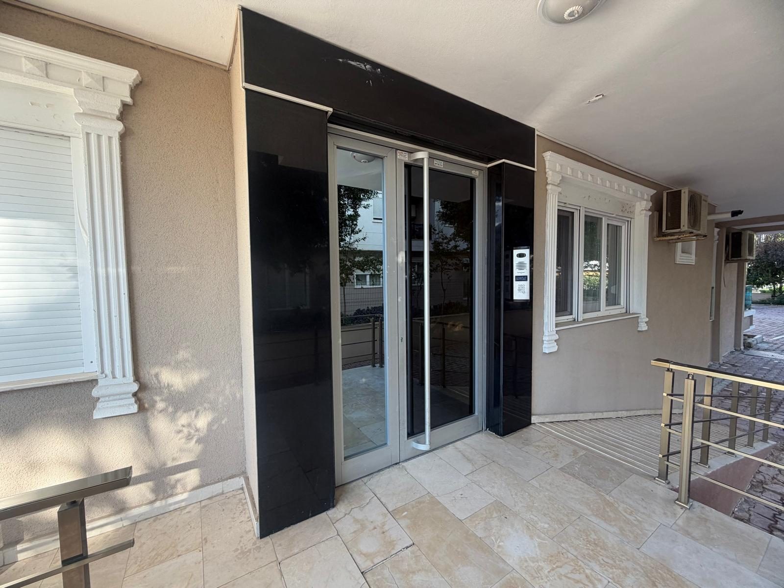 Konyaaltı Hurma Mahallesi’nde Full Eşyalı 2+1 Kiralık Daire - Resim 3