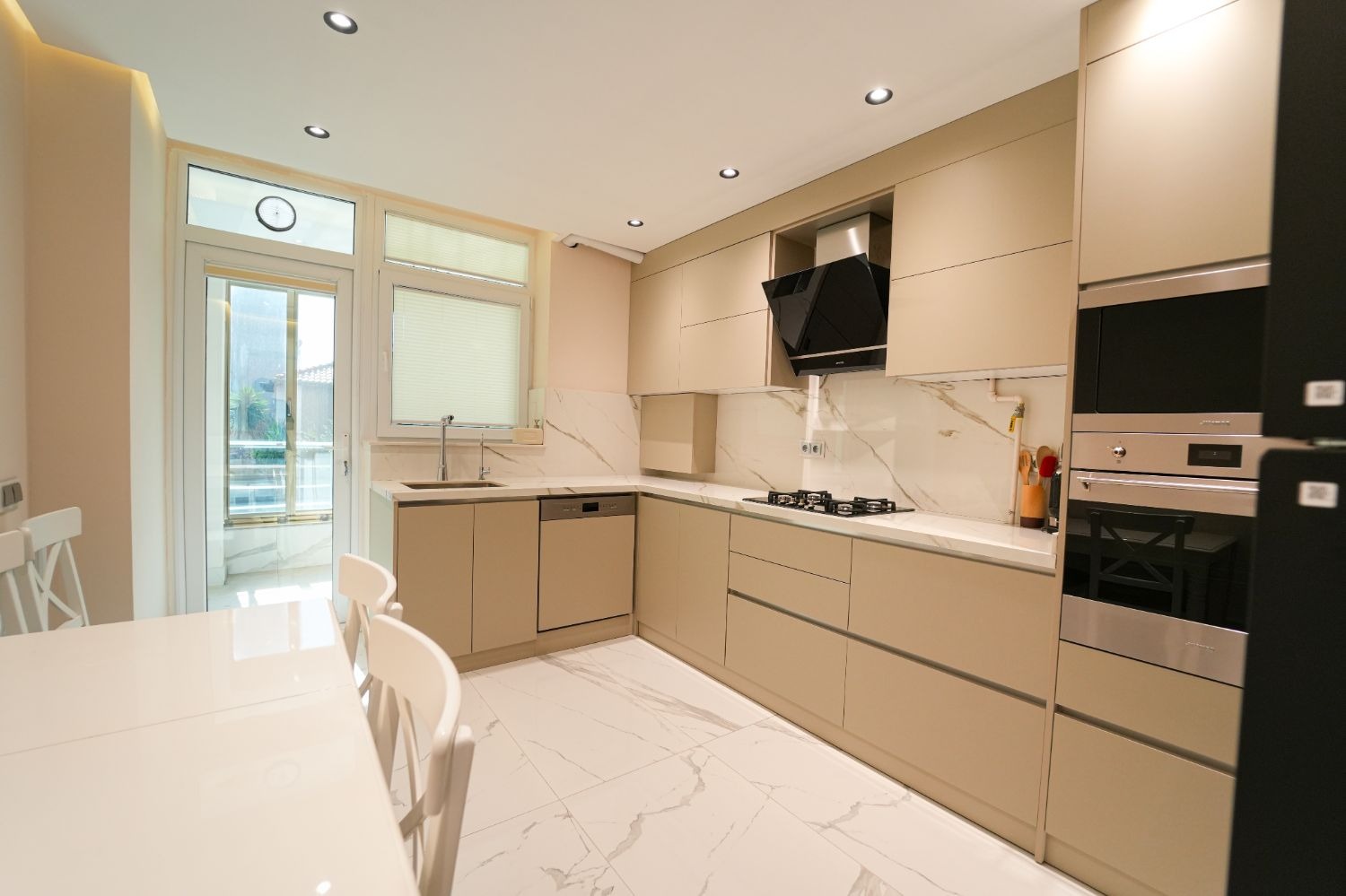 3+1 Apartment for Sale in Lara Güzeloba, Antalya – Sea 150m - Resim 8