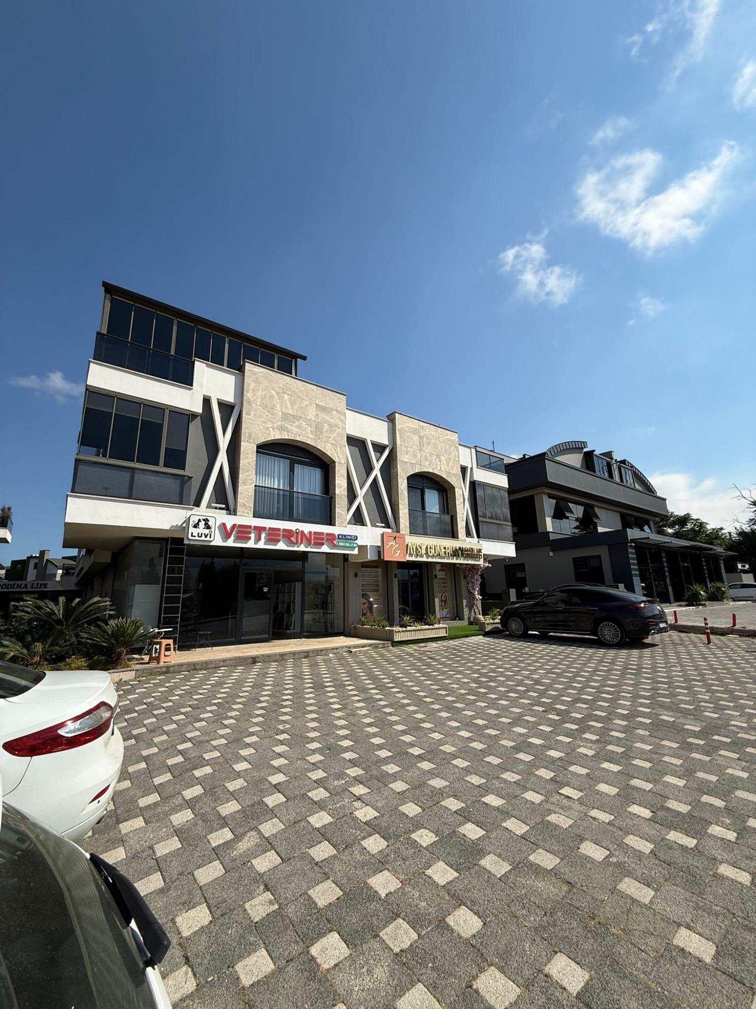 Konyaaltı Mollayusuf’ta Kiralık 180 m² İş Yeri | Depo, Yoga ve Pilates Salonuna Uygun