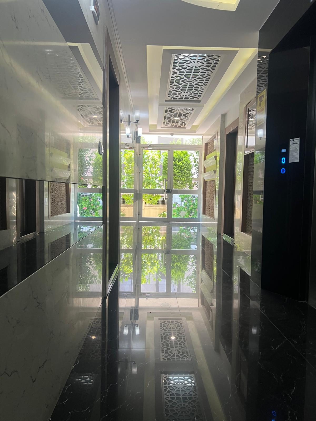 Konyaaltı Liman'da Satılık Full Eşyalı 1+1 Daire | Tuna Residence | Plaja 1 Km - Resim 2