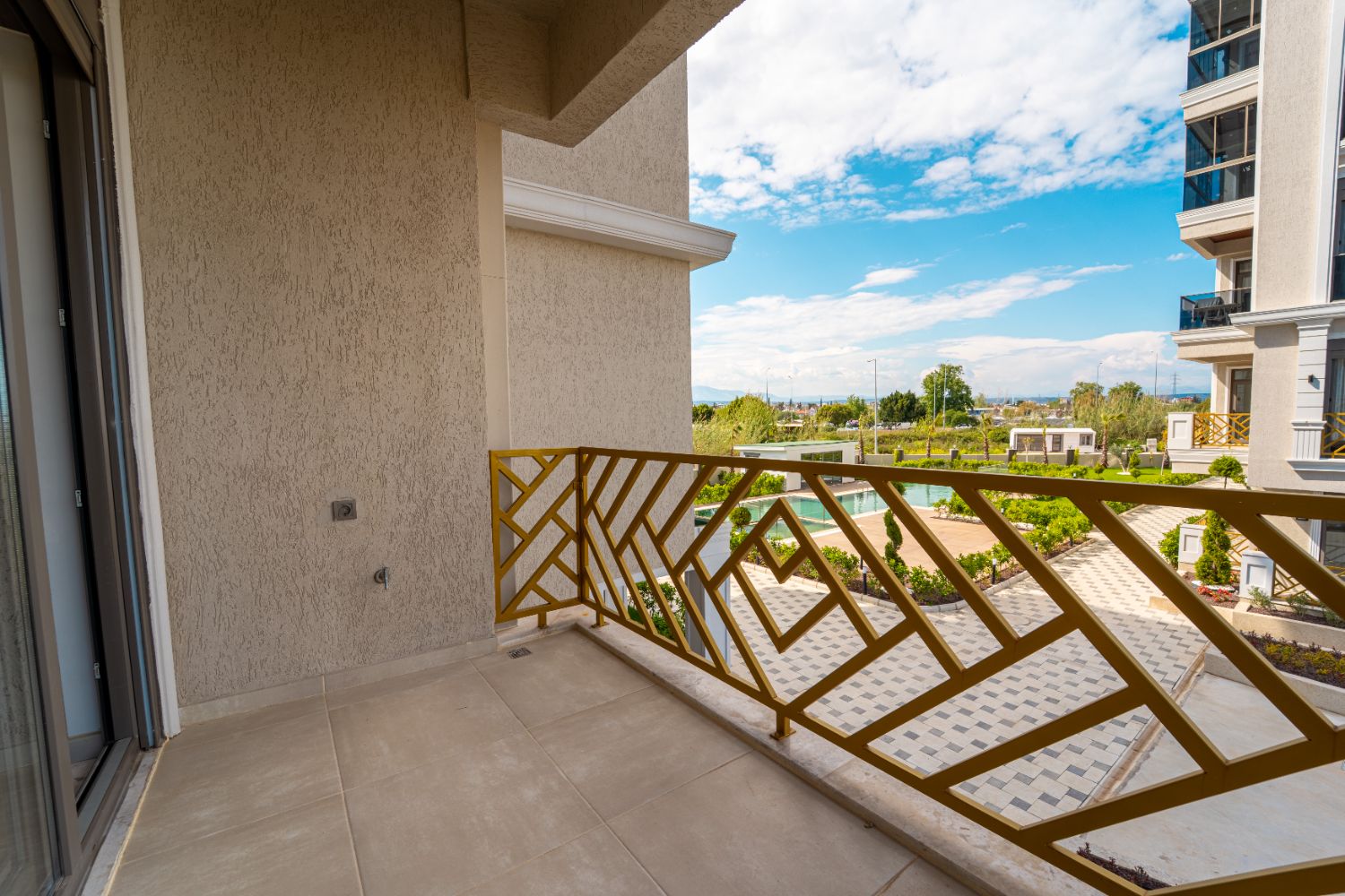 Kepez Göksu Hüseyin Tecim Konağı Satılık 2+1 Daire | Havuzlu Site - Resim 17