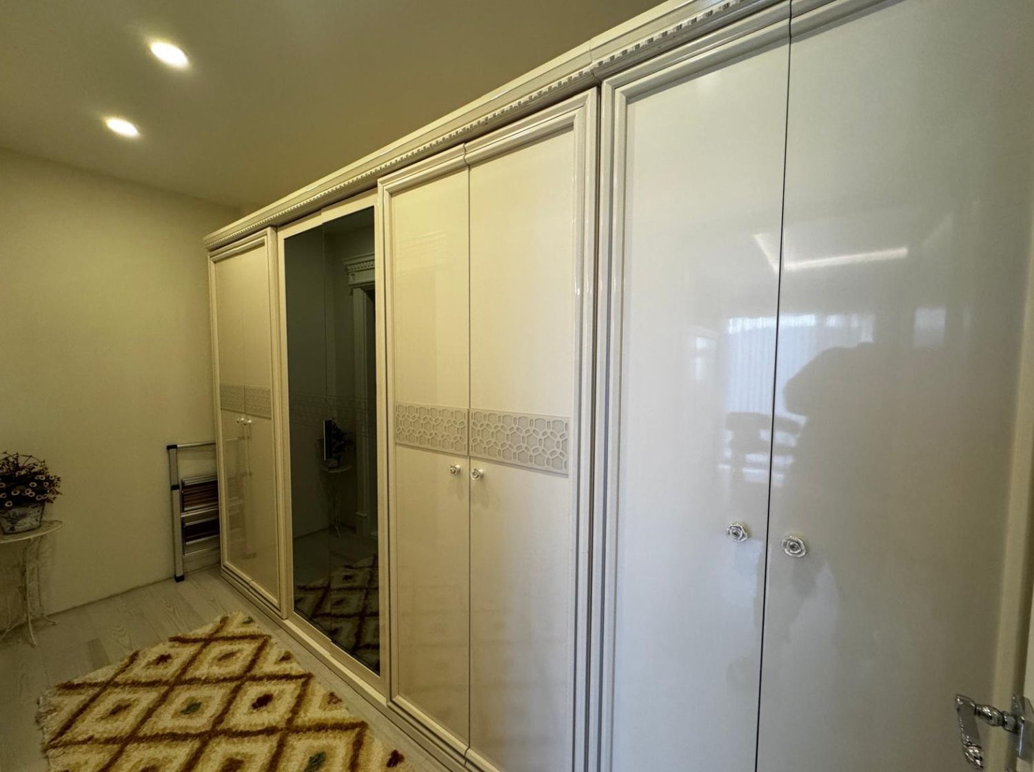 Molla Yusuf’ta Satılık Lüks Villa | 6+2 Özel Havuzlu - Resim 21