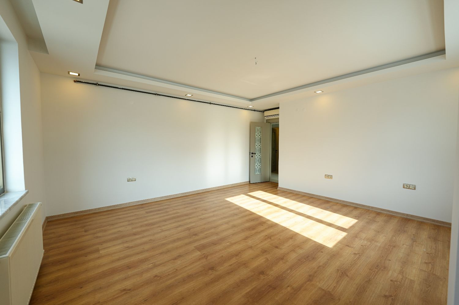 200 m² Office for Sale on Main Street – Liman | Renovated & Ready - Resim 16