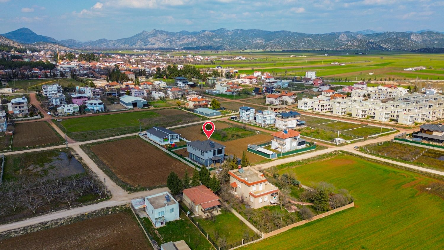 Antalya Döşemealtı Bademağacı’nda Satılık Lüks 4+1 Villa | 290 m² - Resim 2