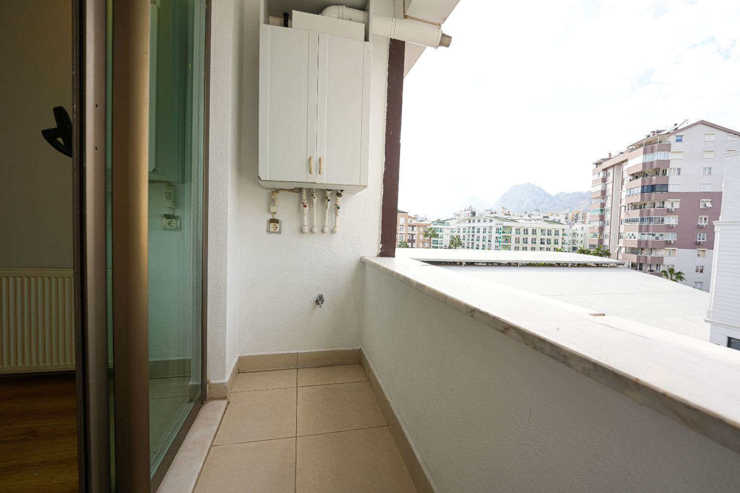 200 m² Office for Sale on Main Street – Liman | Renovated & Ready - Resim 17