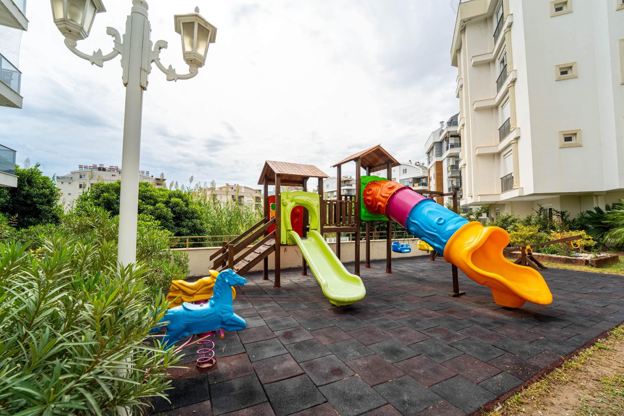 Konyaaltı Hurma Mahallesi Mountain Palace’ta Satılık 2+1 Daire - Resim 21