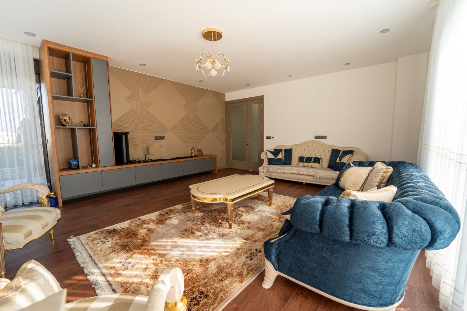 Antalya Döşemealtı Bademağacı’nda Satılık Lüks 4+1 Villa | 290 m² - Resim 12
