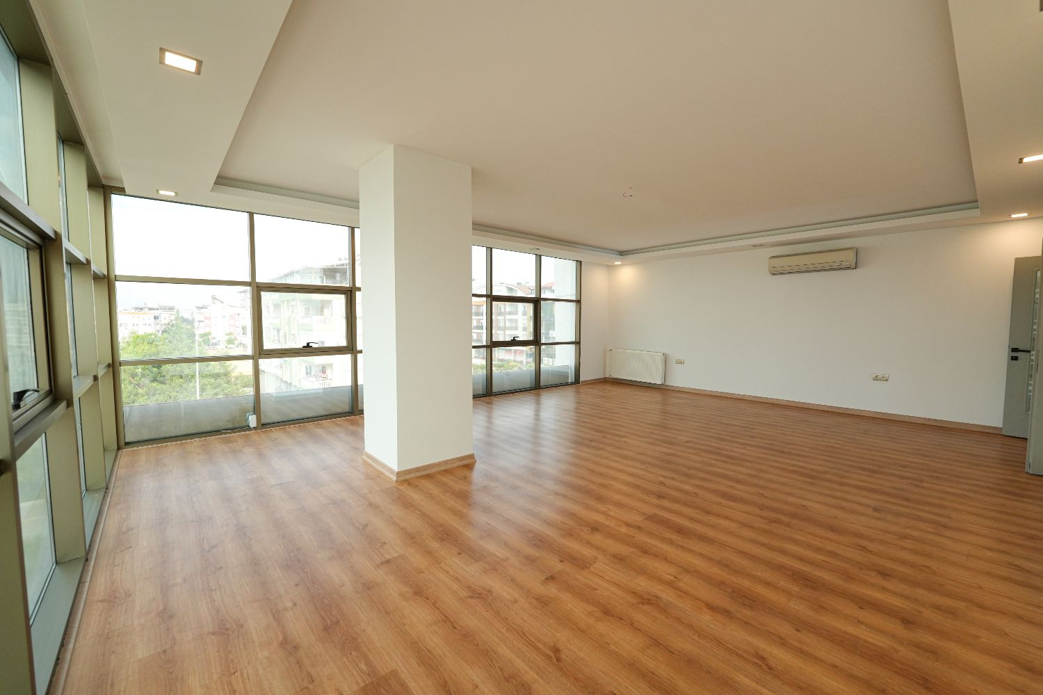 200 m² Office for Sale on Main Street – Liman | Renovated & Ready - Resim 11