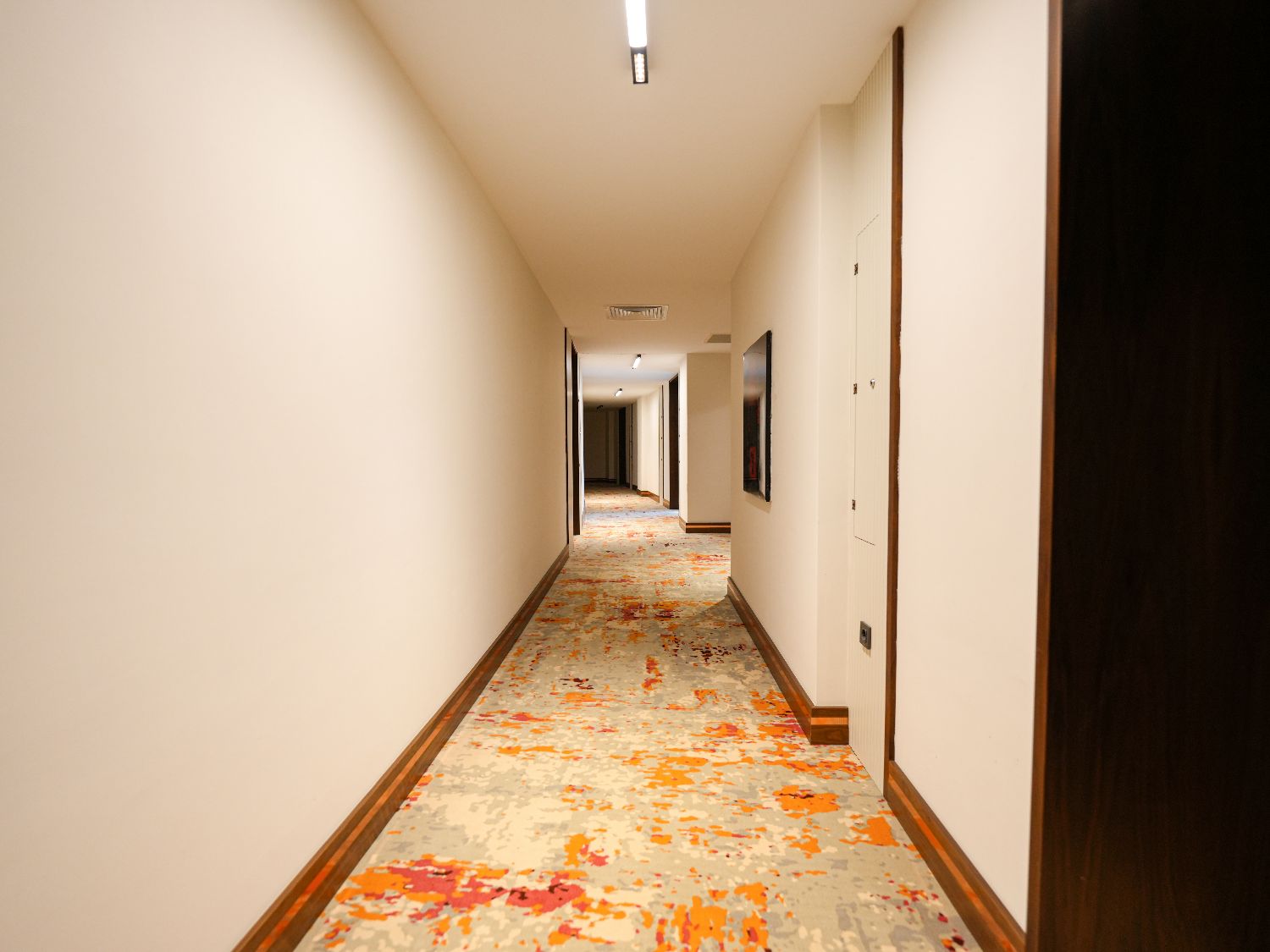 Luxury 1+1 Apartment in Azura World Alanya – Wyndham 5★ - Resim 8