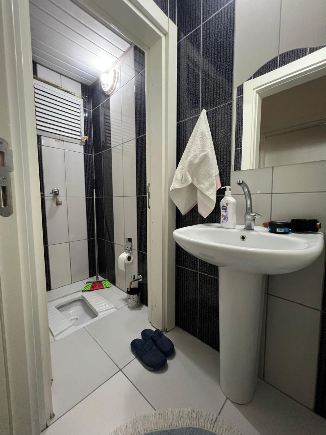 Kızılarık’ta Site İçinde Satılık 2+1 Ferah Daire – Çift Balkonlu - Resim 11