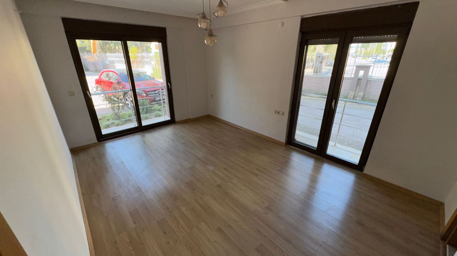 Konyaaltı Uluç Mahallesi Kiralık 4+1 Daire | Havuzlu Site İçinde 170 m² - Resim 6