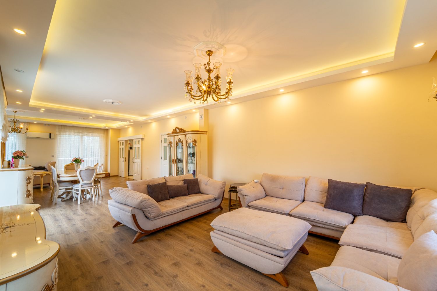 Yeşilbayır Altınkale’de 1050 m² Arsa İçinde Vatandaşlığa Uygun 5+1 Lüks Villa - Resim 11